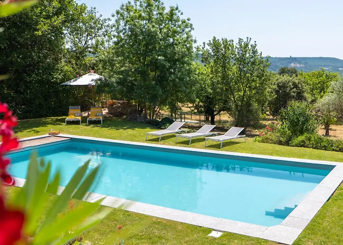 Mas Bella Cortis 3* La Garde-Adhémar