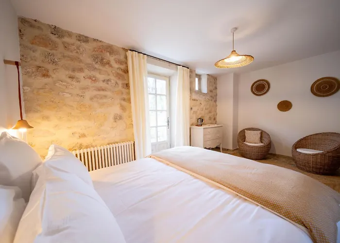 Bed and Breakfast Mas Bella Cortis La Garde-Adhémar